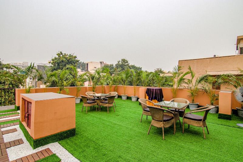 Fabhotel Prime The Rivlet Mg Road image
