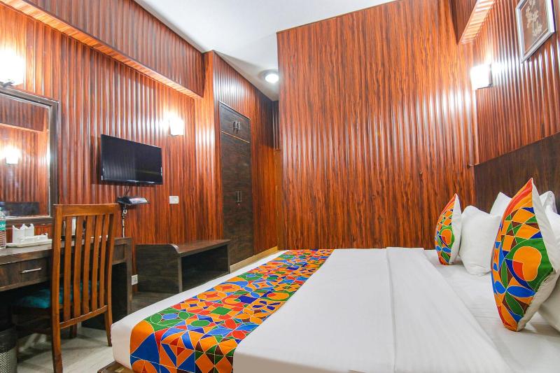 Fabhotel Prime The Rivlet Mg Road image