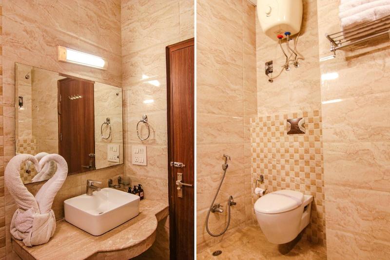 Fabhotel Prime The Rivlet Mg Road image