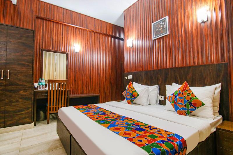 Fabhotel Prime The Rivlet Mg Road image