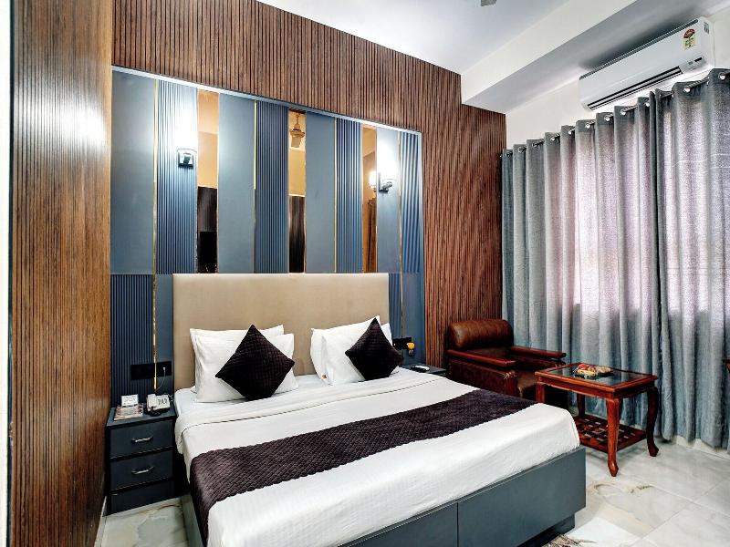 Fabhotel Prime The Rivlet Mg Road image