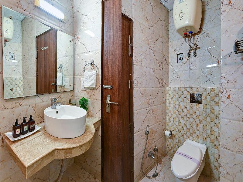 Fabhotel Prime The Rivlet Mg Road image