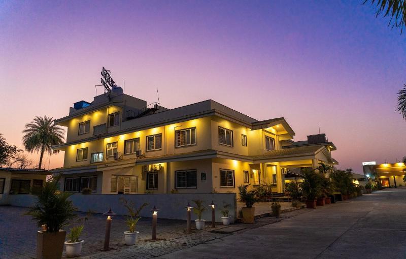 Playotel Resort Bhopal