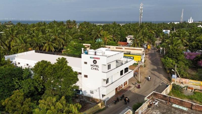Hotel Cyril