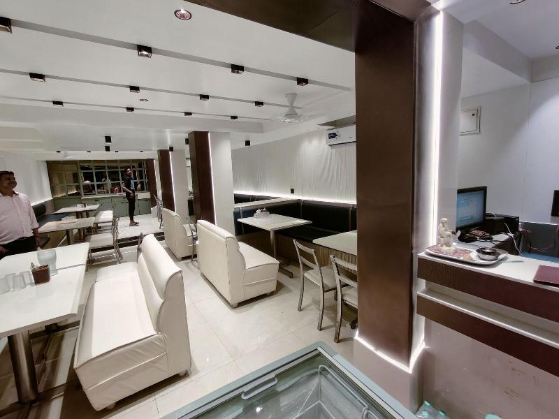 Anand Palace image
