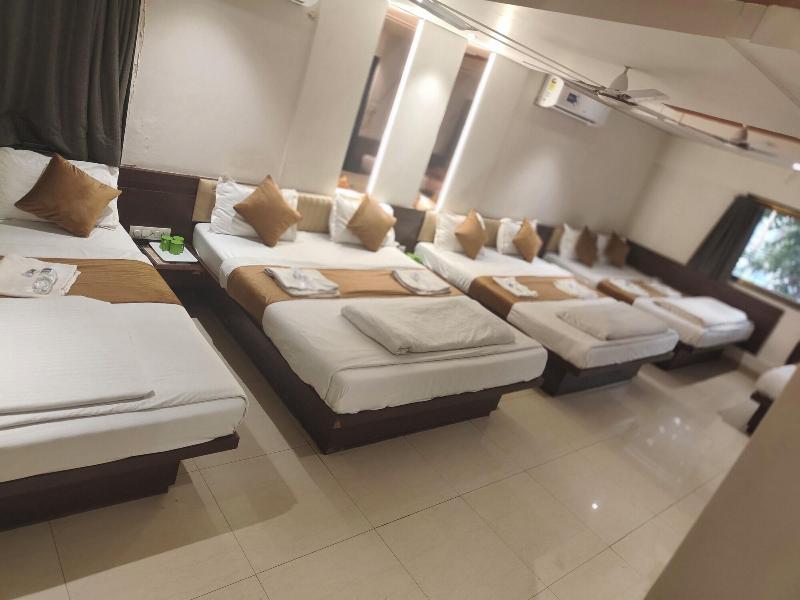 Anand Palace image