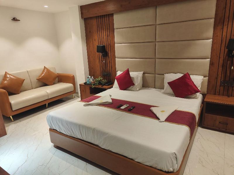 Anand Palace image