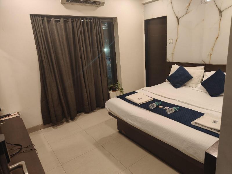 Anand Palace image