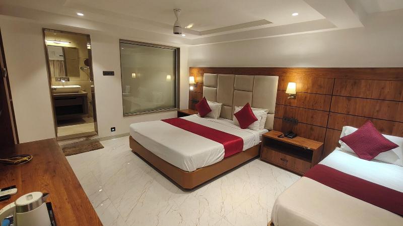 Anand Palace image