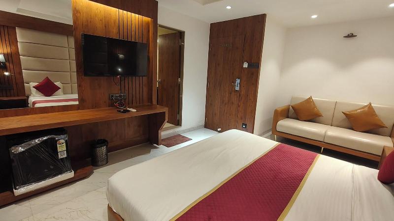 Anand Palace image