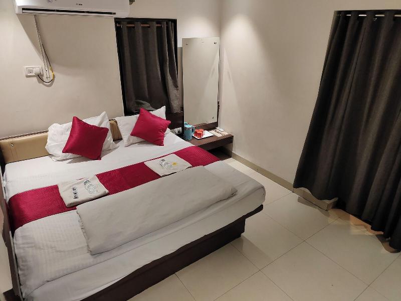 Anand Palace image