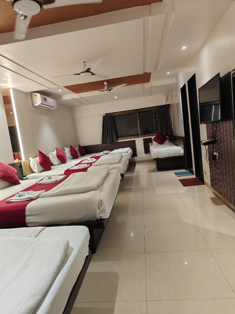Anand Palace image