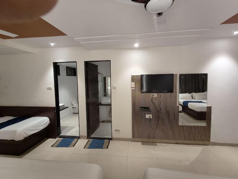 Anand Palace image