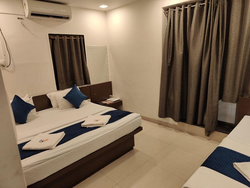 Anand Palace image