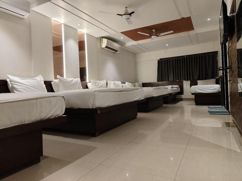 Anand Palace image