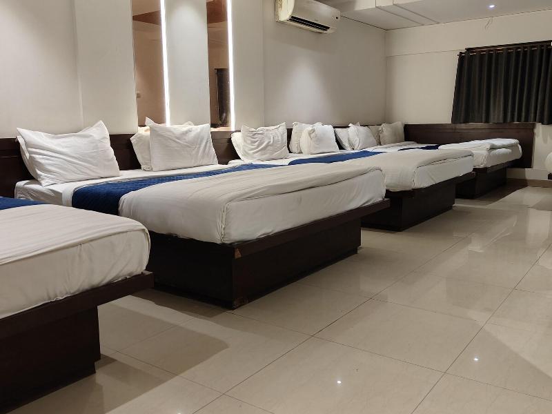 Anand Palace image