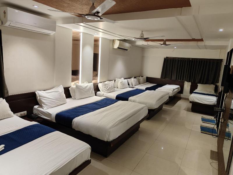Anand Palace image