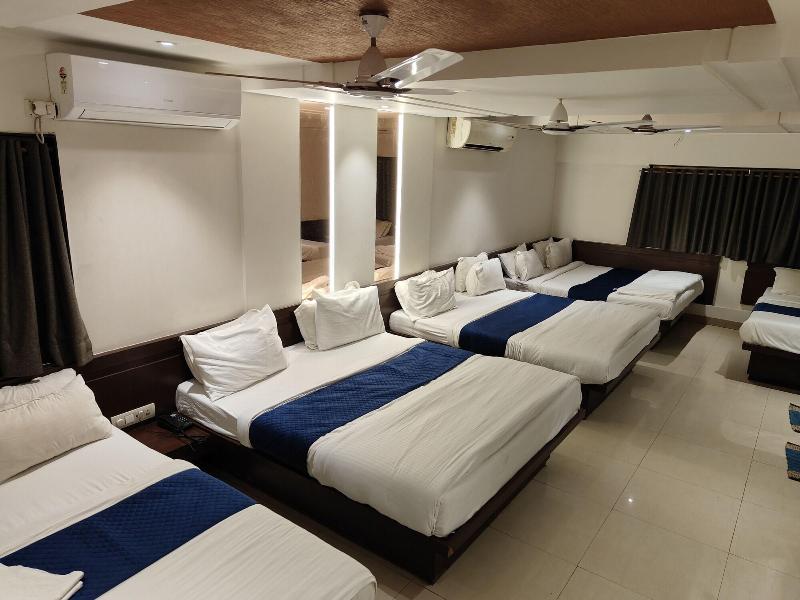 Anand Palace image
