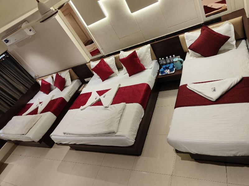 Anand Palace image