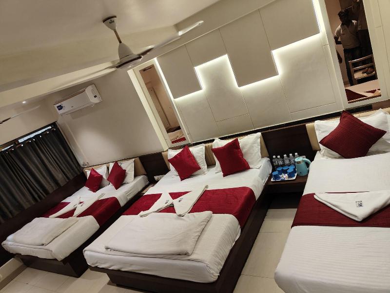 Anand Palace image