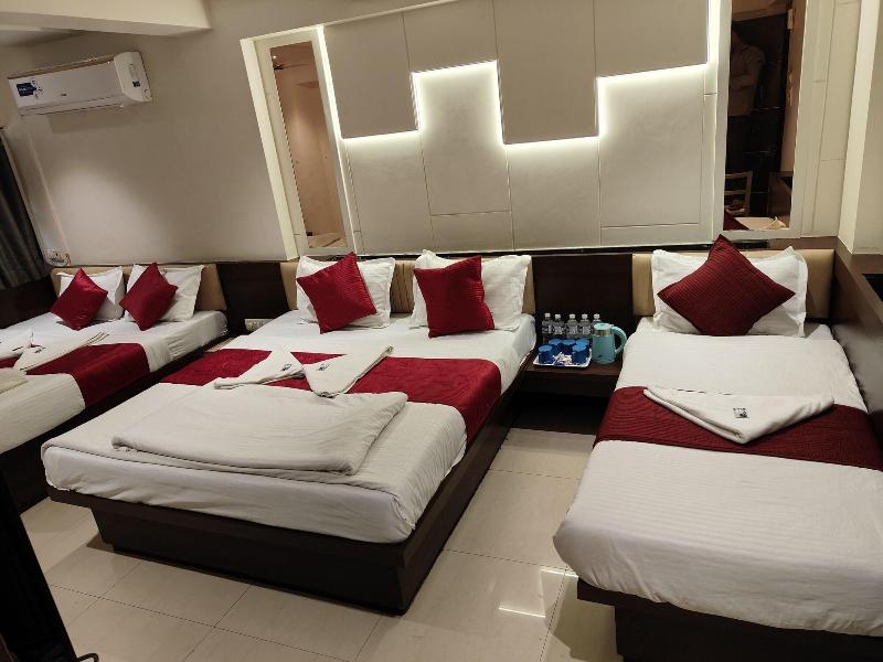 Anand Palace image