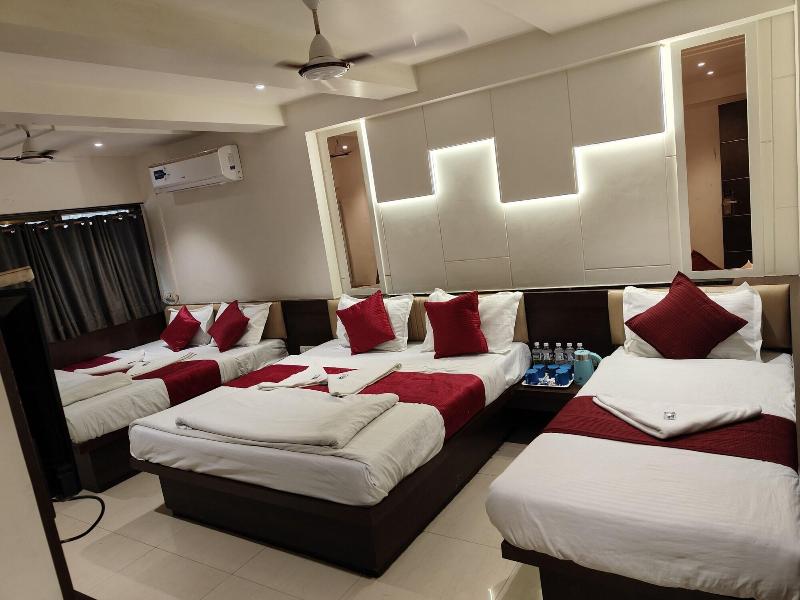 Anand Palace image