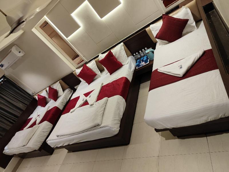 Anand Palace image