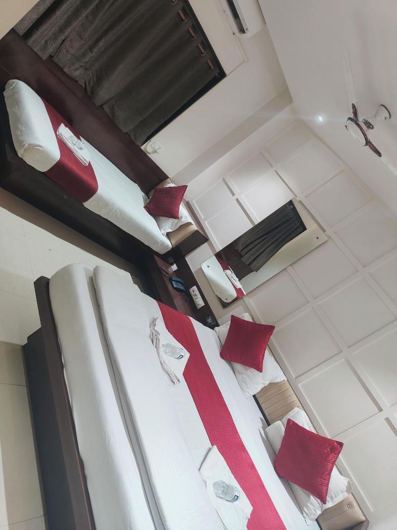 Anand Palace image