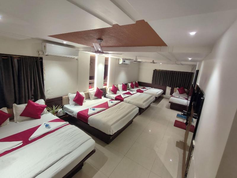Anand Palace image