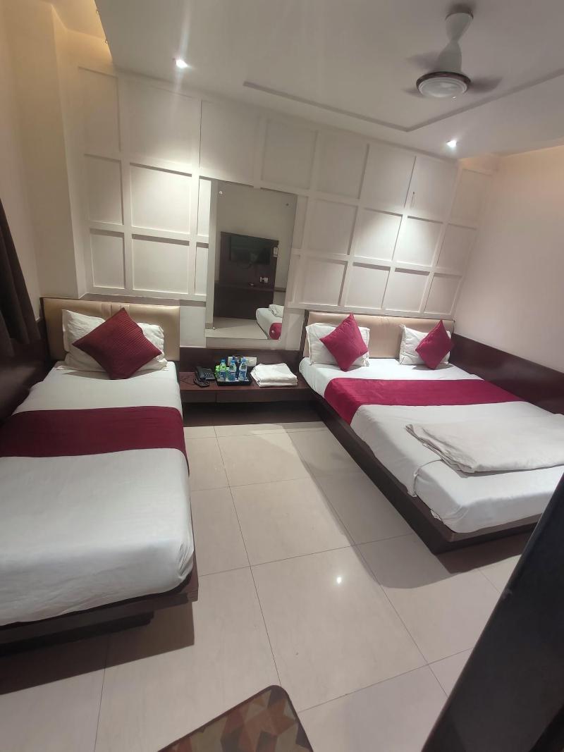 Anand Palace image