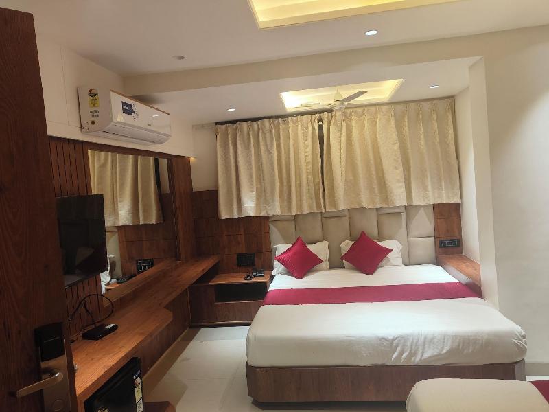 Anand Palace image