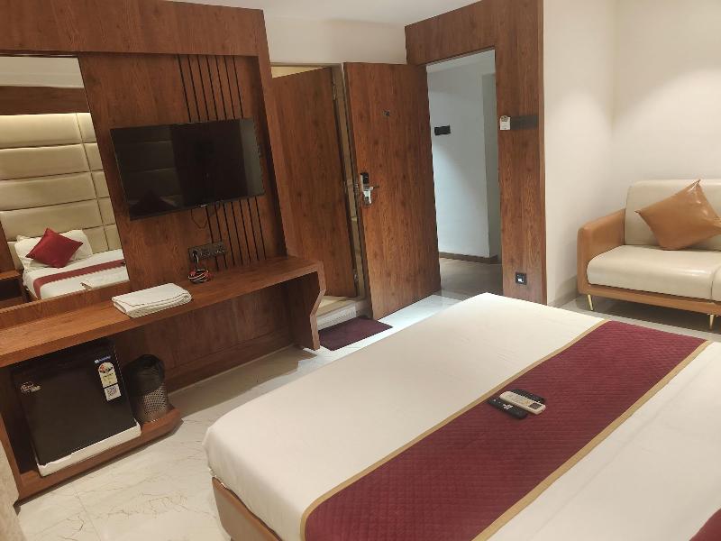 Anand Palace image