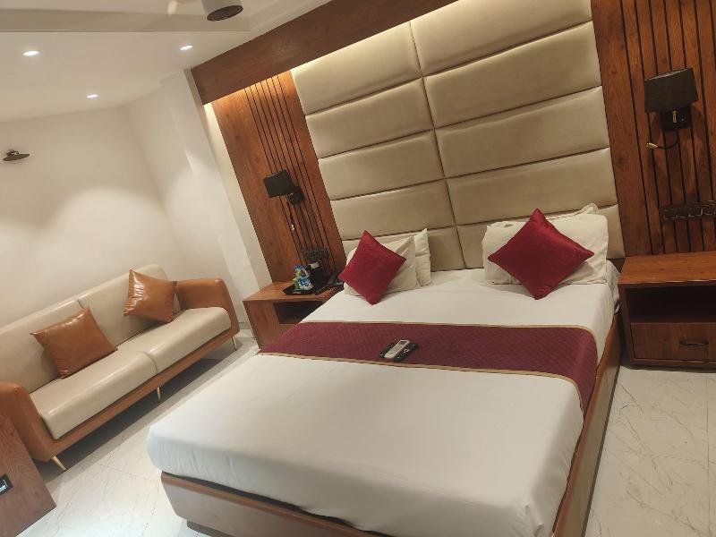Anand Palace image