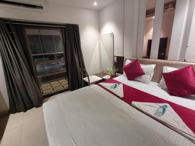 Anand Palace image