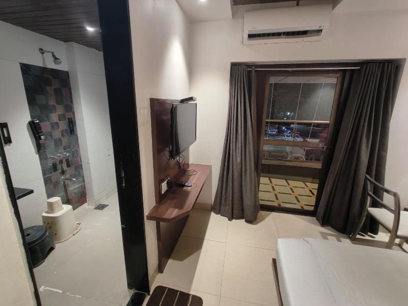 Anand Palace image