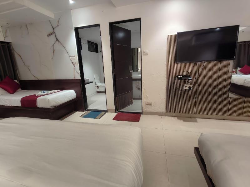 Anand Palace image
