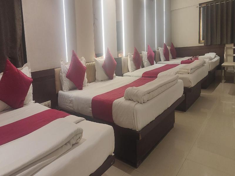 Anand Palace image