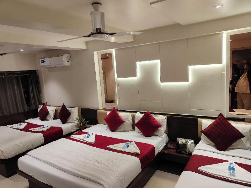 Anand Palace image