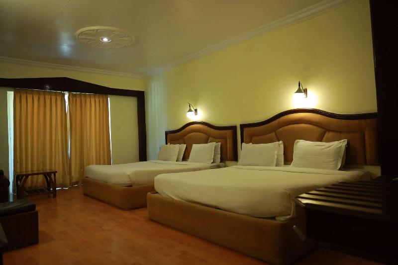 Hotel Glanton Manor — view
