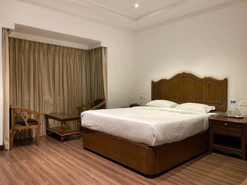 Hotel Glanton Manor — view
