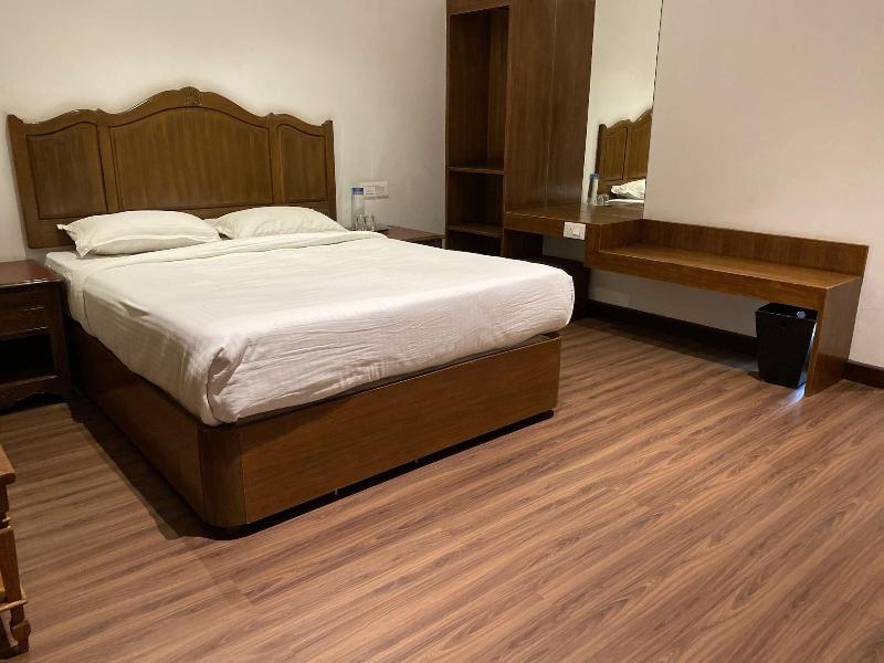 Hotel Glanton Manor image