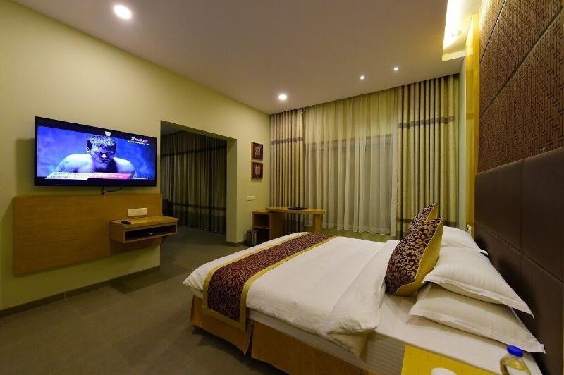 Hotel H — view