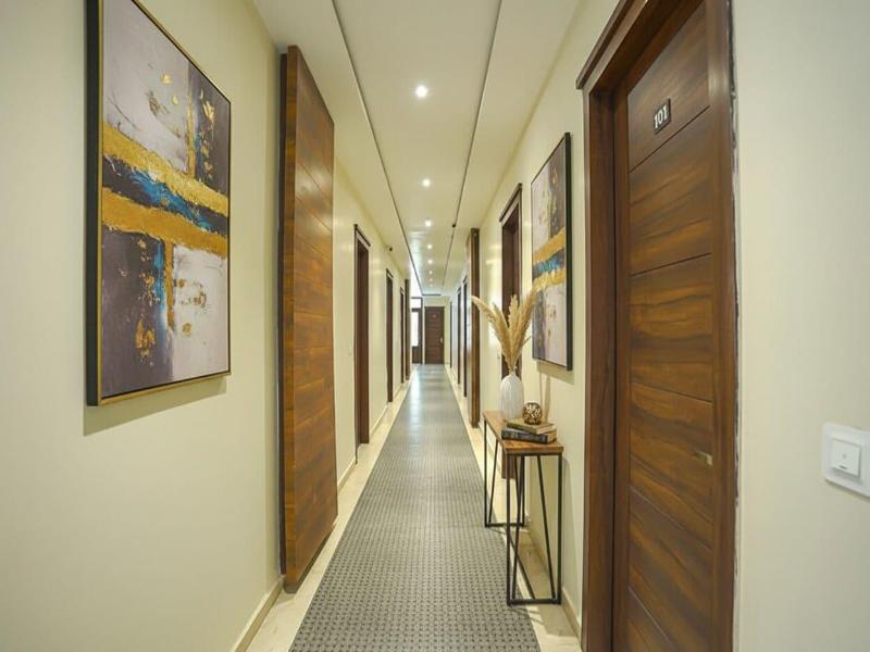 Fabhotel Prime Empire