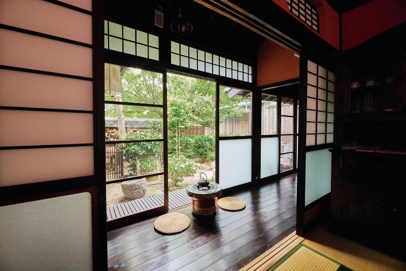 Chikugoyoshii Machiyayado Ikuha image
