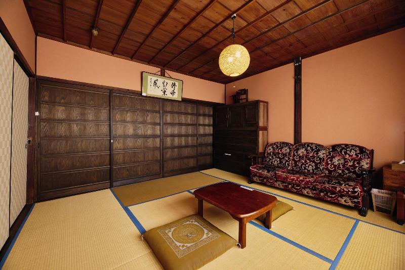 Chikugoyoshii Machiyayado Ikuha image