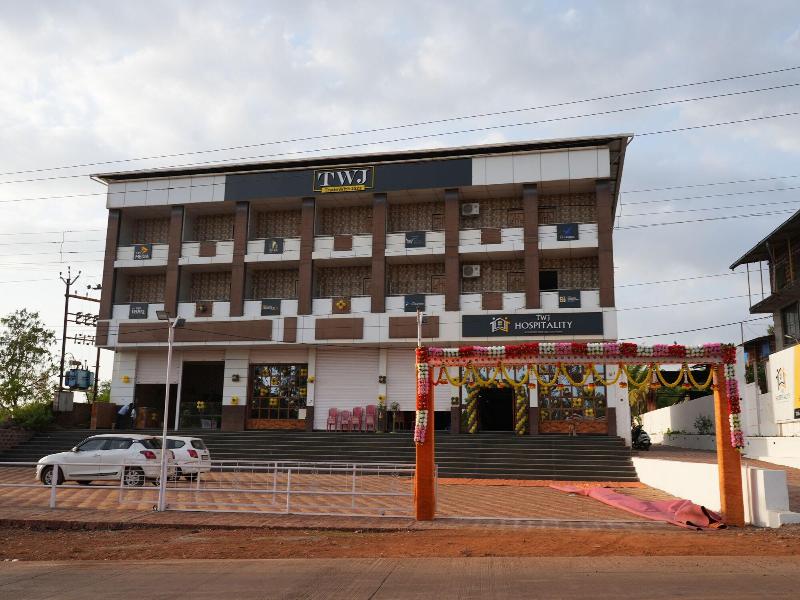 Hotel Nakshtra, Shrungartali — photo 4