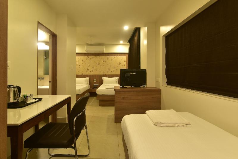 Panchavati Express image
