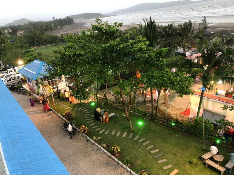 Sea Breeze Beach Resort
