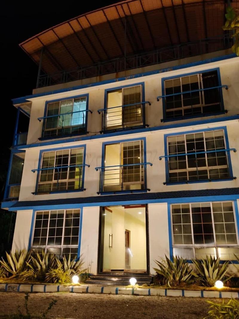Sea Breeze Beach Resort