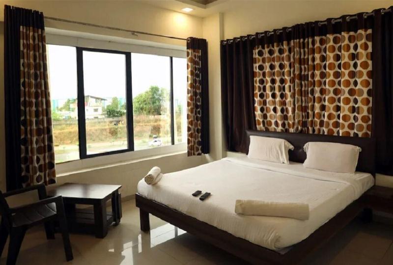 Hotel Krushna Express Inn image